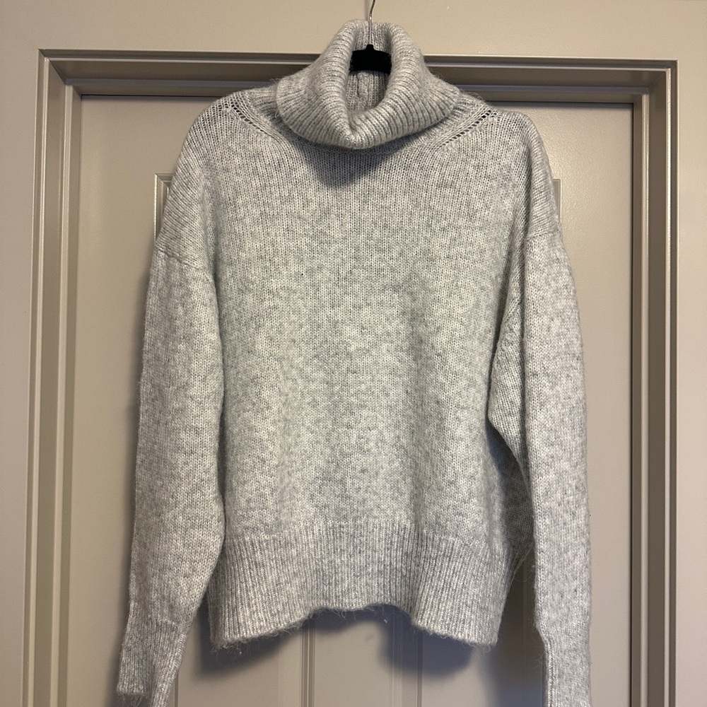Zara Oversized Cozy Gray Turtleneck Sweater